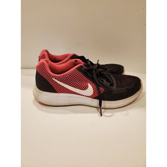 Nike‎ Revolution 3 Women Running Shoes Size 7.5 Sneakers Pink & Black 819303-600 - Picture 1 of 7